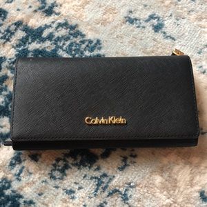 Black Calvin Klein clutch